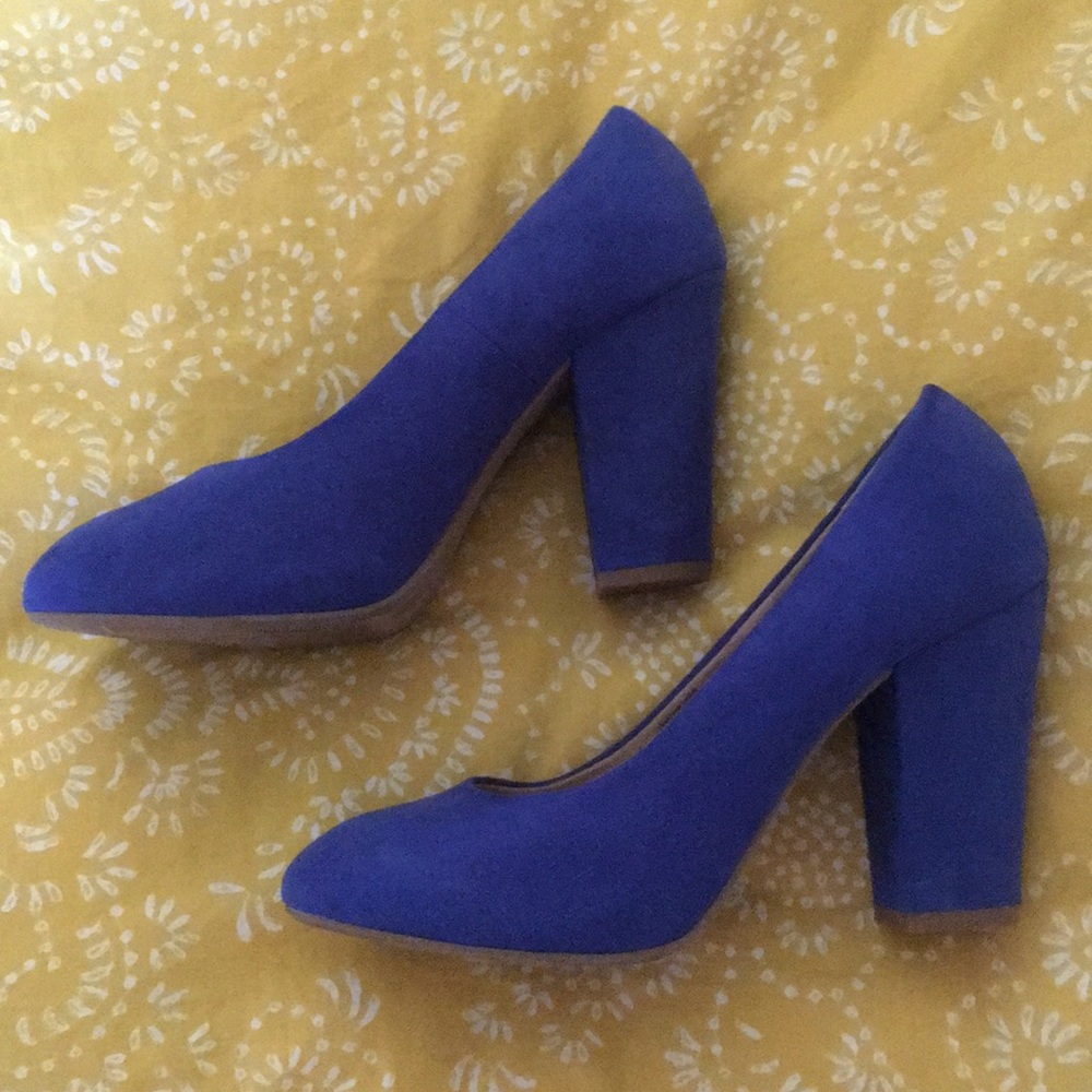 Host Pick! Old Navy bright blue heels